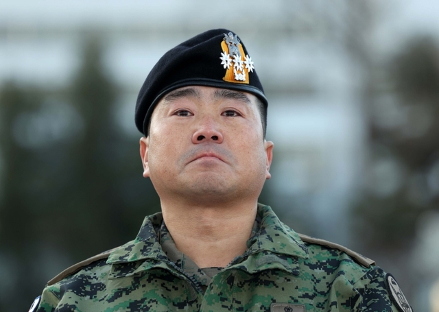 ▲ 2024년 12월 9일 당시 김현태 특전사 제707특수임무단 단장이 서울 용산구 전쟁기념관 앞에서 기자회견을 하던 중 울먹이는 모습. ⓒ뉴시스