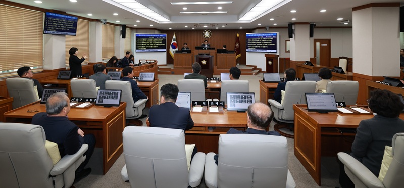 ▲ 5일 제2차 본회의 모습.ⓒ논산시의회