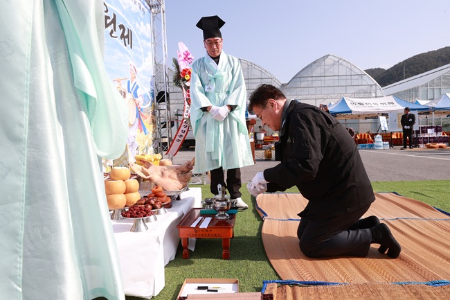 ▲ 영월군이 5일 영월군농업기술센터에서 농업인의 풍년농사와 지역 농업의 발전을 기원하는 '제5회 영월군 풍년기원제'를 개최했다. ⓒ영월군