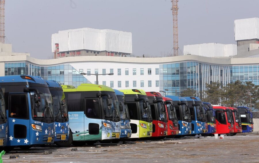 ▲ 정부세종청사 통근버스 ⓒ연합뉴스