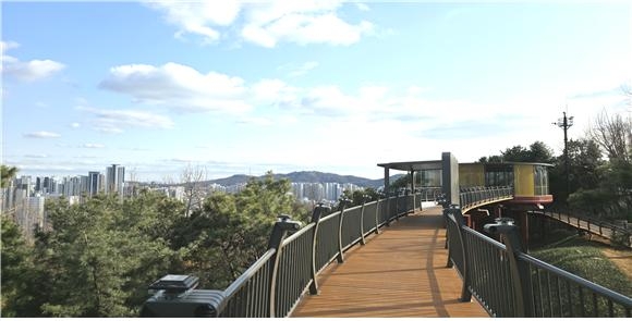 ▲ 인천시 수봉공원 스카이워크 ⓒ 인천시 제공