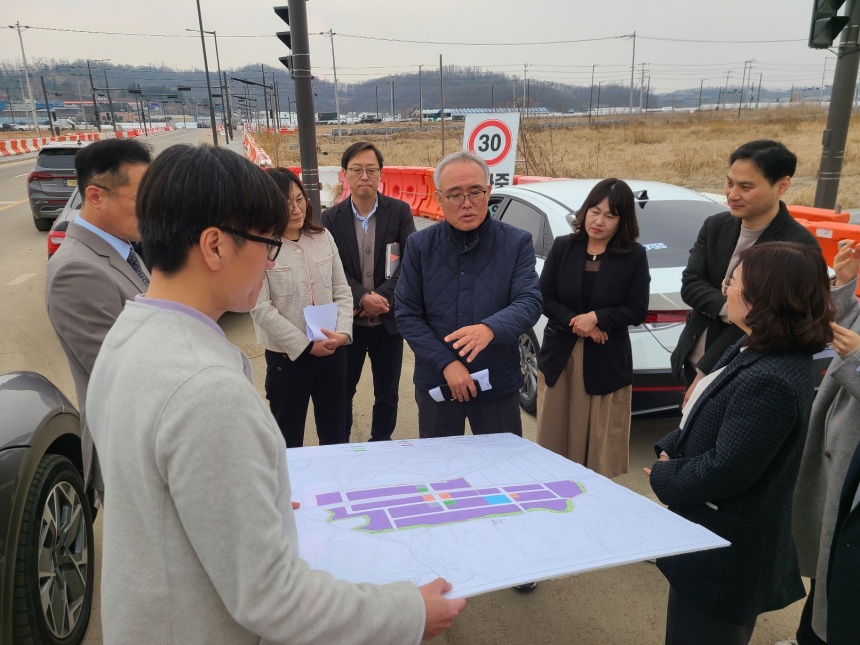 ▲ 동두천시는 투자유치 전략합동회의를 개최하고 핵심 사업에 대한 투자유치 협력 방안을 논의했다 ⓒ동두천시 제공