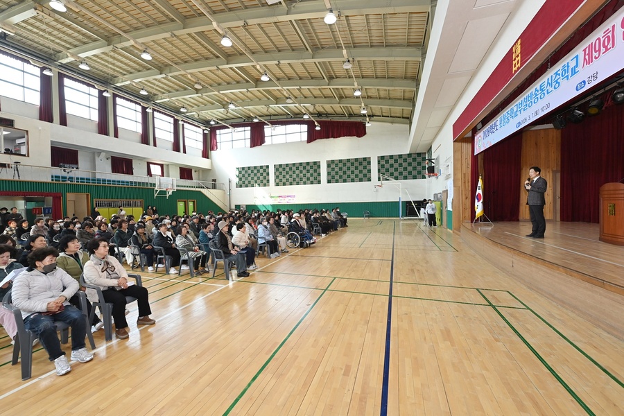 ▲ 경북교육청(교육감 임종식)은 7일과 8일 이틀간 도내 방송통신중·고등학교에서 2026학년도 입학식을 개최했다(인사말하고 있는 임종식 교육감).ⓒ경북교육청