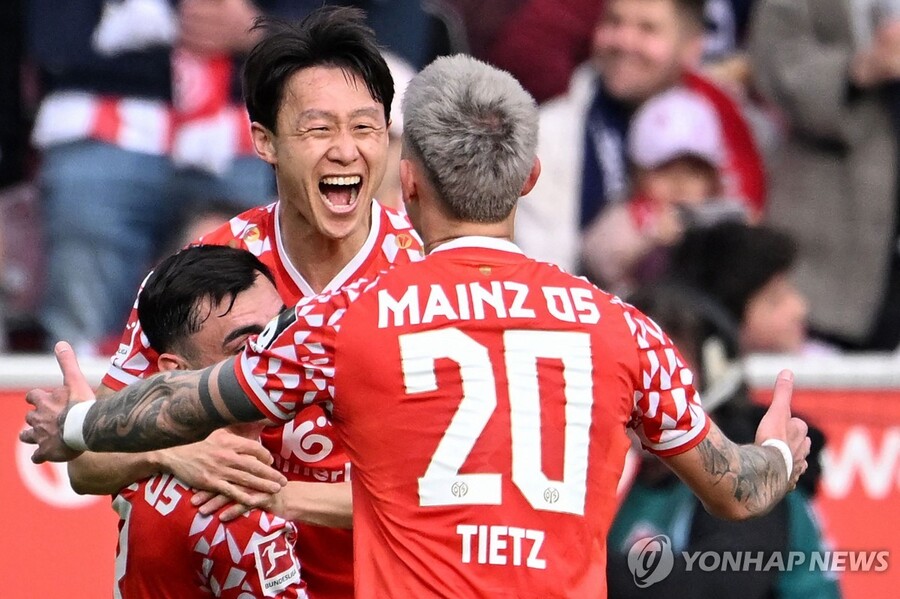 ▲ 마인츠 이재성이 슈투트가르트를 상대로 시즌 5호골을 신고했다.ⓒ연합뉴스 제공
