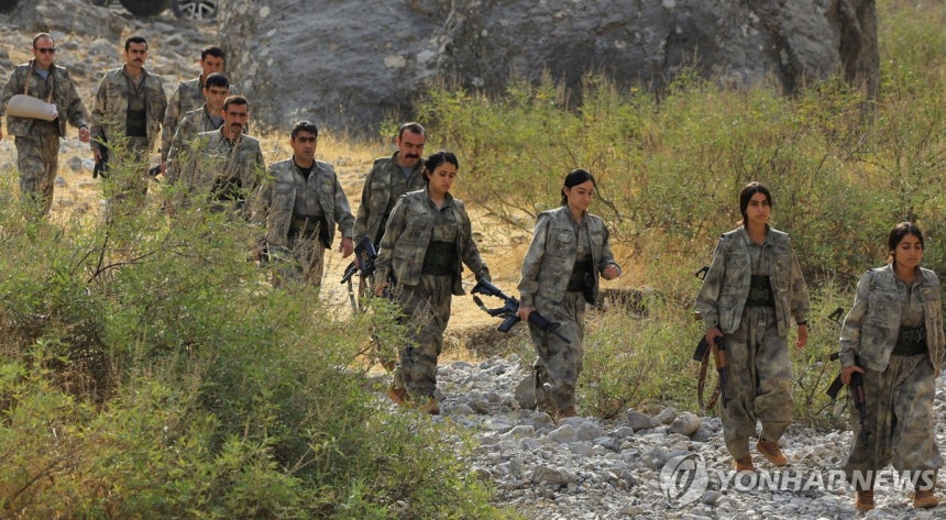 ▲ 쿠르드족 분리주의 무장단체인 쿠르드노동자당(PKK)의 무장대원들. ⓒ연합뉴스.