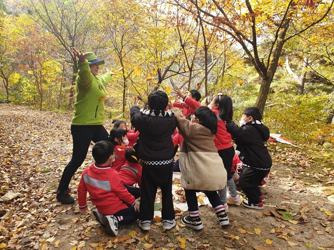 ▲ 유아숲체험원 교육 모습. ⓒ북부지방산림청