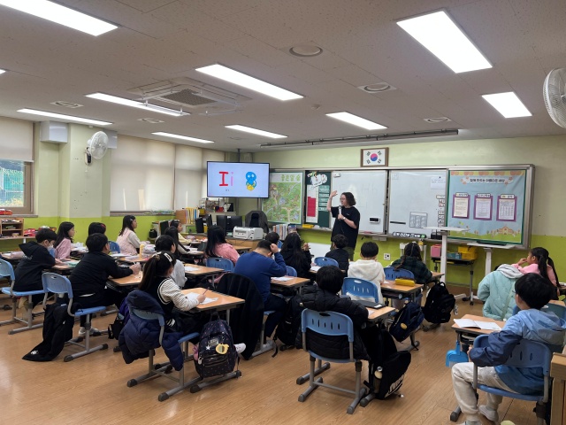 ▲ 상반기 English School 운영ⓒ평택시국제교류재단 제공