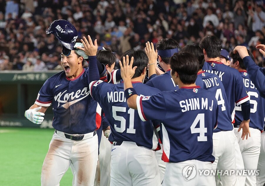 ▲ 한국 야구대표팀이 호주를 7-2로 꺾고 WBC 8강 진출에 성공했다.ⓒ연합뉴스 제공
