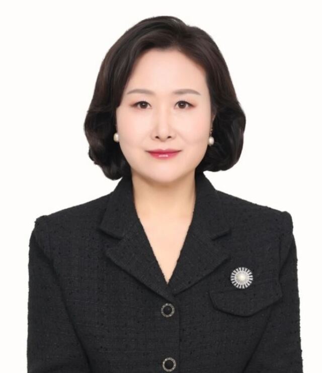 ▲ KB손해보험은 사외이사 후보추천위원회를 열고 금융소비자 보호 분야 전문가인 인천대학교 소비자학과 조혜진 교수를 신임 사외이사 후보로 추천했다. ⓒKB손해보험