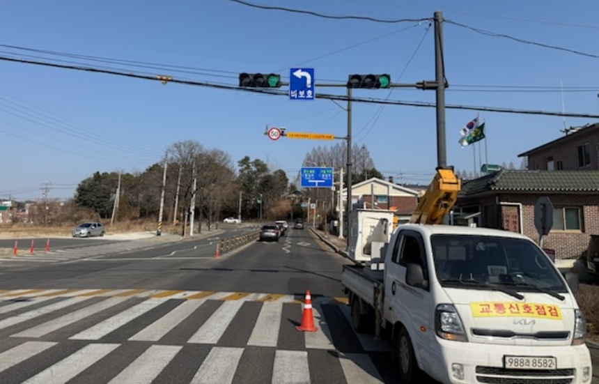 ▲ 파주시는 노후 교통신호제어기를 향후 5년간 단계적으로 교체 한다 ⓒ파주시 제공