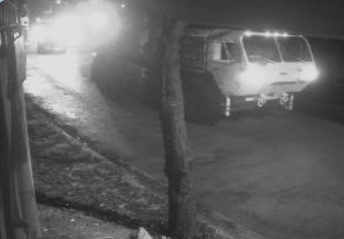 ▲ 경북 성주 기지에 있는 주한미군 '사드'의 발사대가 지난 3일 반출된 걸로 확인됐다. SBS 보도에 따르면 발사대 6대 전체가 기지 밖으로 나갔다. ⓒSBS 영상 캡처