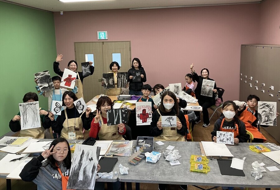 ▲ 함평군립미술관 '작가와 함께하는 미술 시간' 2월 운영 모습ⓒ함평군 제공