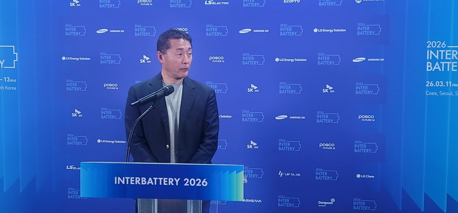 ▲ 쇼이치로 와타나베 일본 파나소닉 에너지 최고기술책임자(CTO)가 11일 서울 강남 코엑스에서 열린 국내 최대 배터리 산업 전시회 '인터배터리 2026'에서 인터뷰에 답변하고 있다.ⓒ뉴데일리