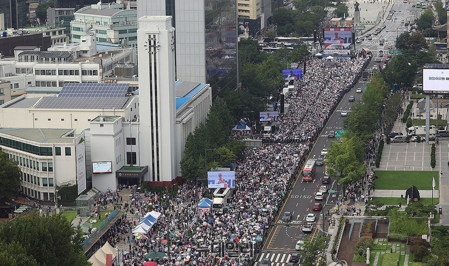▲ 세종대로 메운 집회 인파 ⓒ연합뉴스