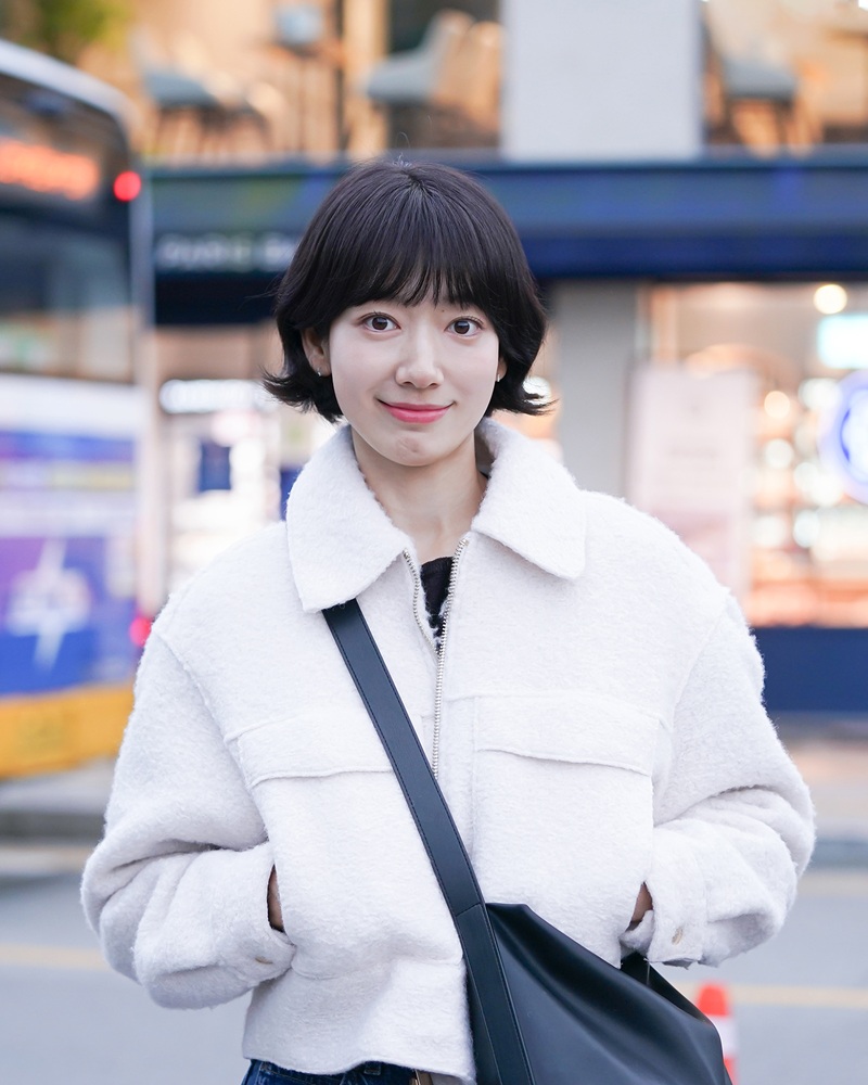 ▲ 기아대책과 함께 필리핀 마닐라 다목적 교육센터 '신혜 센터'를 방문한 박신혜. ⓒ기아대책