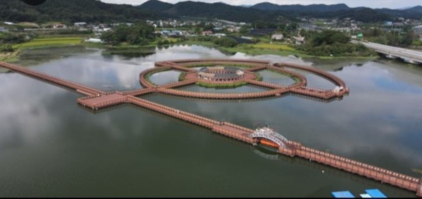 ▲ ‘반산저수지 수변공원 조성사업'조감도.ⓒ부여군의회