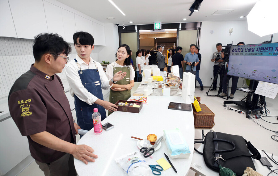 ▲ 광주 북구 소상공인 신성장 지원센터 라이브 커머스 운영ⓒ광주광역시 북구청 제공