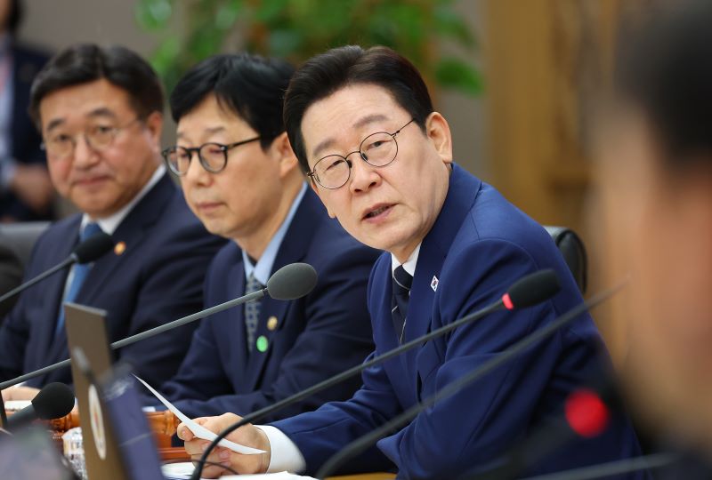 ▲ 이재명 대통령이 17일 세종시 정부세종청사에서 열린 국무회의에서 발언하고 있다. ⓒ뉴시스