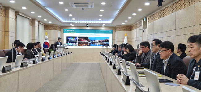 ▲ 홍천군이 지난 16일 제14회 홍천강 꽁꽁축제에 대해 빅데이터로 분석한 결과를 공유했다. ⓒ홍천군