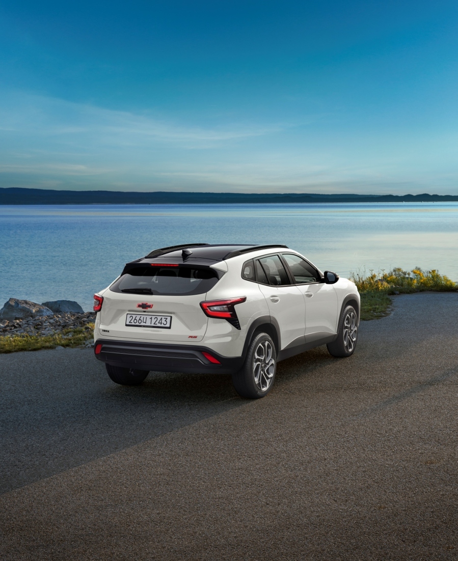 ▲ 쉐보레 2026년형 트랙스 크로스오버 'RS 이그나이트 에디션' 후면 ⓒ한국GM