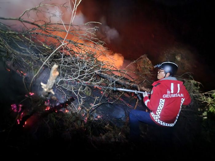 ▲ 지난해 산불진화 모습.ⓒ충남도
