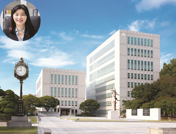 ▲ 서울사이버대학교 전경. 좌측 상단은 이은주 총장.ⓒ서울사이버대