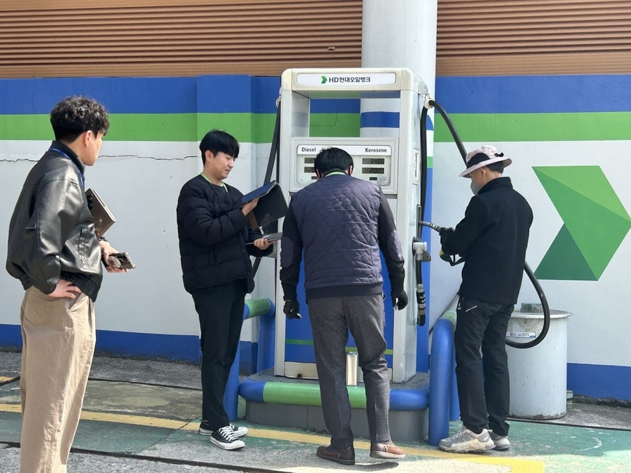 ▲ 한국석유관리원-지자체 합동점검ⓒ전라남도 제공