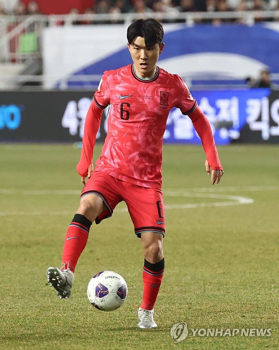 ▲ 황인범이 소속팀 경기에서 발목 부상을 당해 국가대표팀에서 낙마했다.ⓒ연합뉴스 제공