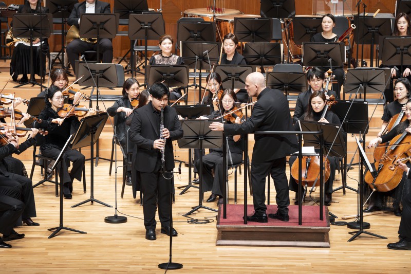 ▲ 시각장애인 클라리네스트 김민철과 협연한 '2025 서울시향 아주 특별한 콘서트' 공연.ⓒ서울시립교향악단