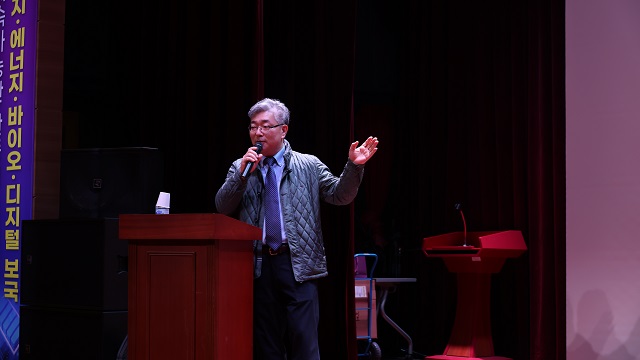 ▲ 3월 포항시민교양대학에서 강의 중인 세명기독병원 심뇌혈관질환센터 조상희 센터장.ⓒ세명기독병원