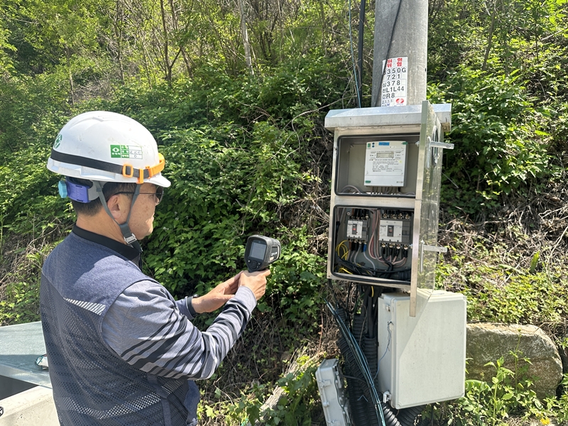 ▲ 충북 영동군 주민점검 현장 모습. ⓒ영동군