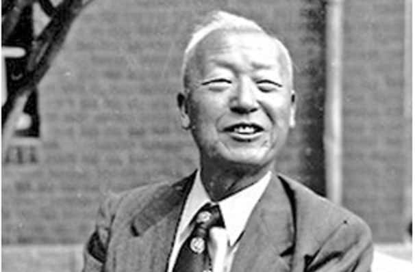 ▲ 위기일수록 미소로 설득하는 미승만 박사.