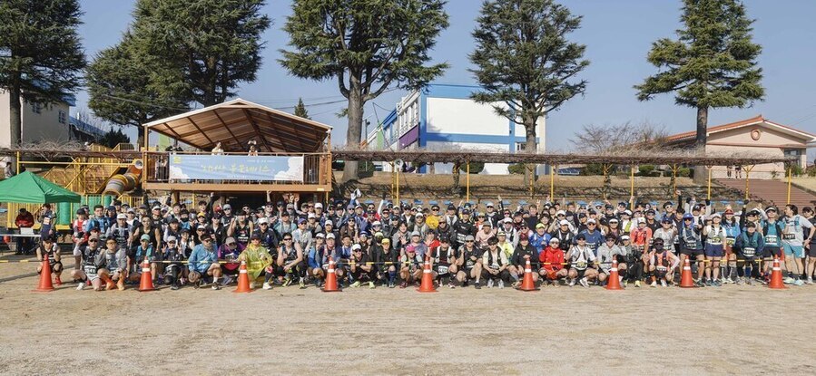 ▲ 구례군 꿈앗이, 지리산 봄꽃레이스 첫 주최_단체사진ⓒ구례군 제공