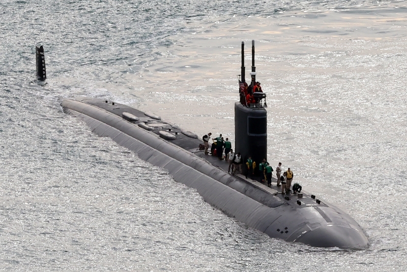 ▲ 미국 해군의 로스앤젤레스급(LA급) 공격형 핵추진 잠수함 '그린빌함'(SSN-772·6900t급)이 2025년 12월 23일 부산 남구 해군작전사령부 부산작전기지에 입항하는 모습. ⓒ뉴시스