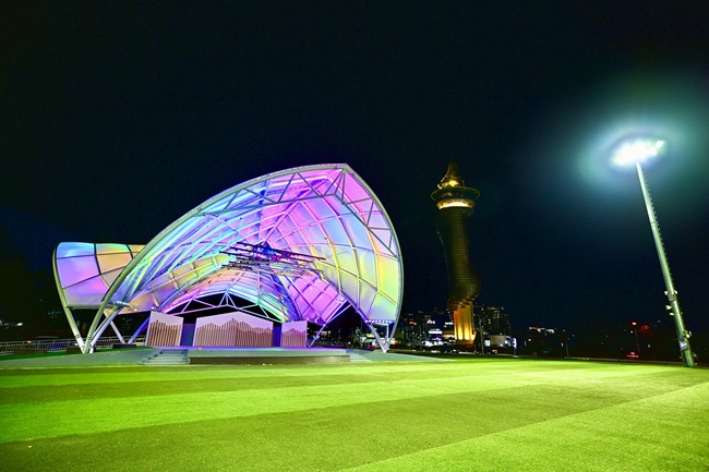 ▲ 엑스포 잔디광장 공연시설 전경. ⓒ속초시