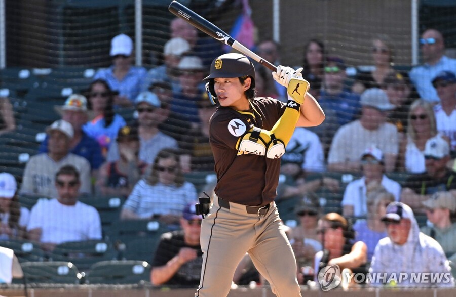 ▲ 오른쪽 옆구리 근육 부상을 당한 샌디에이고 송성문이 2026시즌 MLB 개막 엔트리에 포함되지 못했다.ⓒ연합뉴스 제공