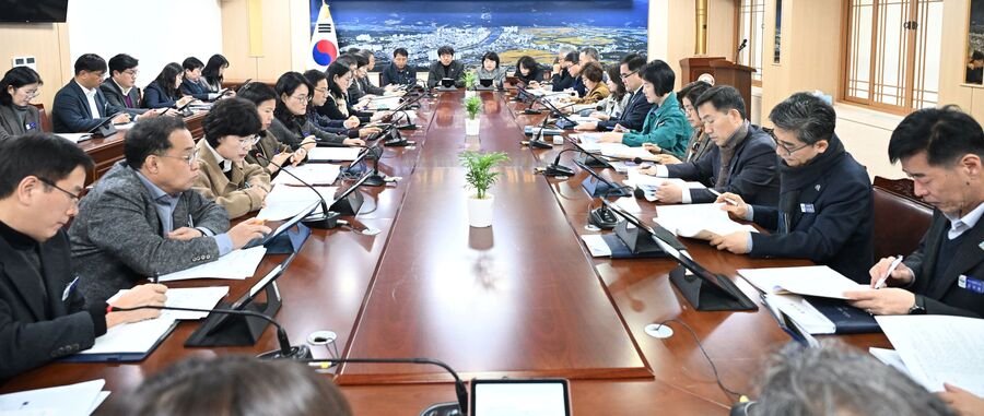 ▲ 거창군은 2026년 1분기 내 주민편익사업 등 시설비 169억 원(539개 사업)의 50% 이상을 집행하는 것을 목표로 행정력을 집중하고 있다.ⓒ거창군