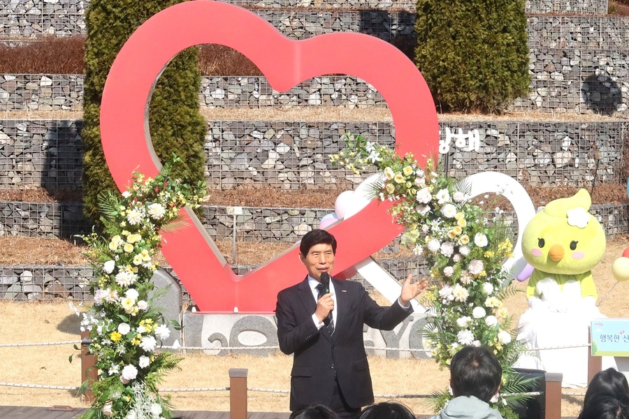 ▲ 달서구는 예비부부들의 결혼 비용 부담을 줄이고 실속 있는 결혼 문화를 확산하기 위해 ‘공공개방 결혼식장 예식물품 대여사업’을 본격 추진한다.ⓒ달서구