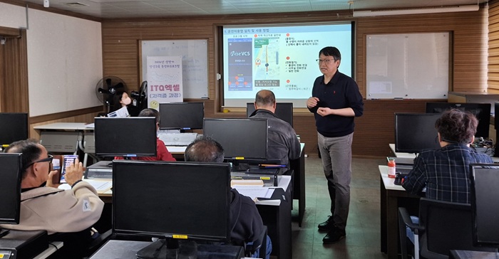 ▲ 교통법규와 친절 서비스 등 교육 모습.ⓒ청양군