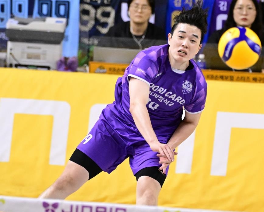 ▲ 우리카드가 KB손해보험을 꺾고 PO 진출에 성공했다.ⓒKOVO 제공