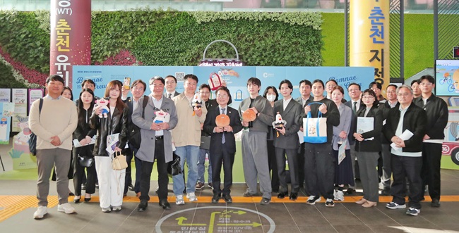 ▲ 춘천시가 26일 시청 다목적회의실에서 지역 주요 관광지와 숙박업체 등 27개소가 참여한 가운데 '춘천시 연계관광협의체 간담회'를 개최했다. ⓒ춘천시