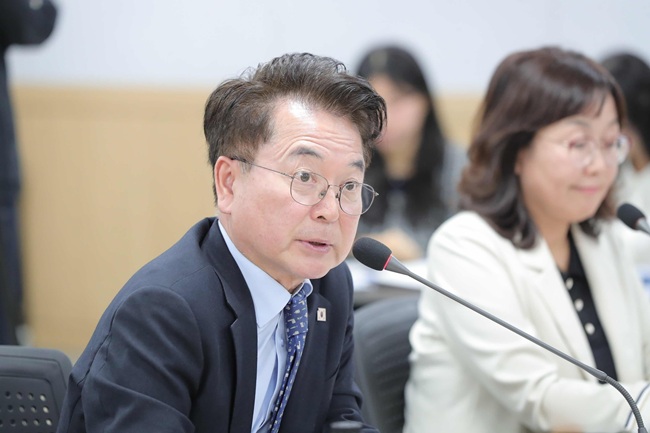 ▲ 육동한 춘천시장. ⓒ춘천시