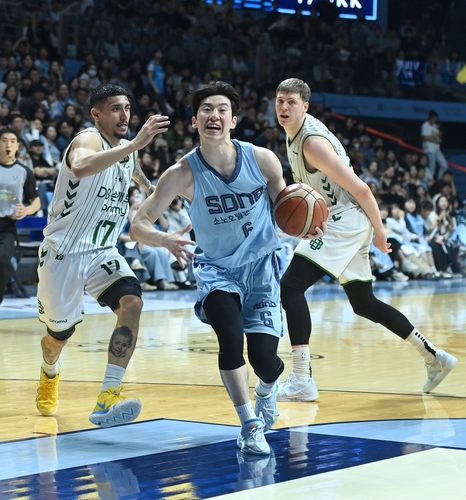 ▲ 소노가 DB에 발목이 잡히며 연승 행진이 멈췄다.ⓒKBL 제공