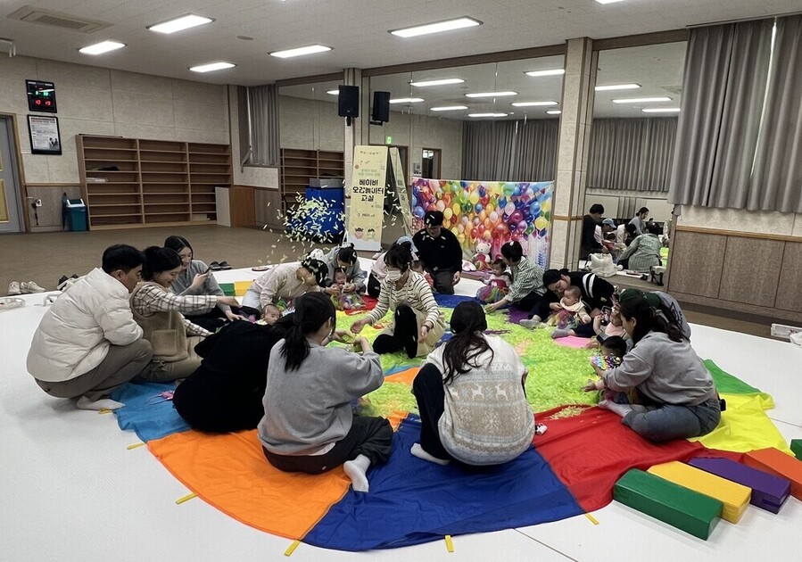 ▲ 함평군보건소에서 ‘베이비 오감놀이터’ 프로그램을 운영ⓒ함평군 제공