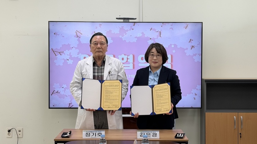 ▲ 장흥군청소년상담복지센터·학교밖청소년지원센터(센터장 김은경)와 전남남부해바라기센터(센터장 정기호)는 3월31일, 폭력 피해 청소년 및 피해자 보호·지원을 위한 업무협약을 체결했다.ⓒ장흥군 제공