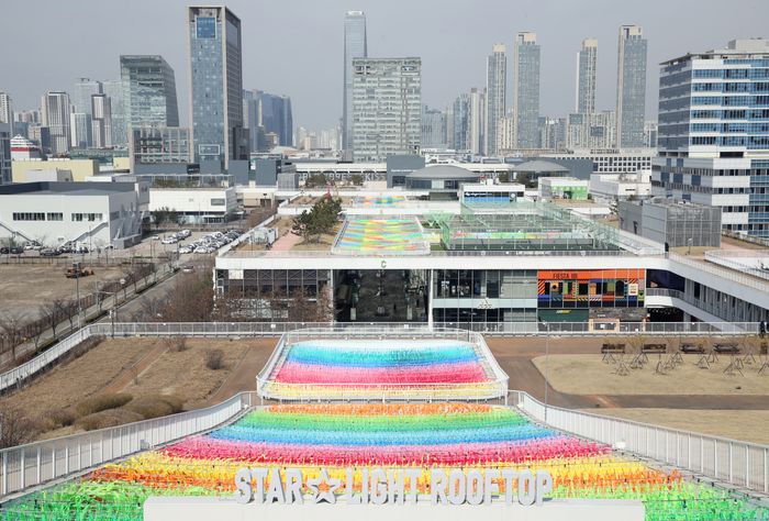 ▲ 인천시 송도 트리플스트리트교육여행지로 각광을 받고 있다. ⓒ인천시 제공