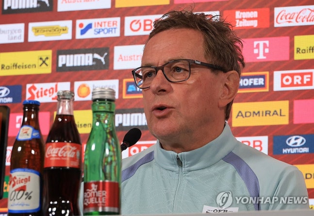▲ 랑닉 오스트리아 감독은 한국전에서 내용과 결과, 그리고 실험까지 모두 가져갔다.ⓒ연합뉴스 제공