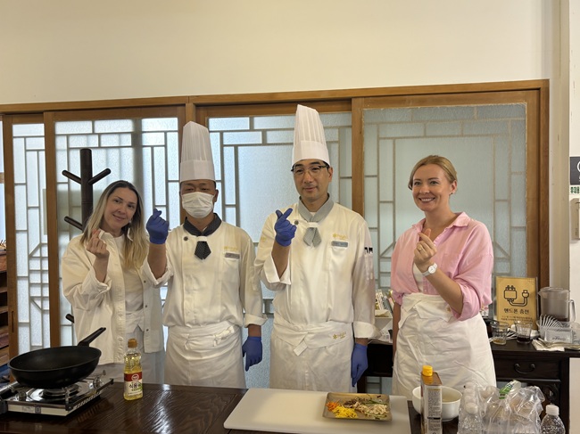 ▲ K-푸드 쿠킹클래스 프로그램 운영 모습. ⓒ강원랜드