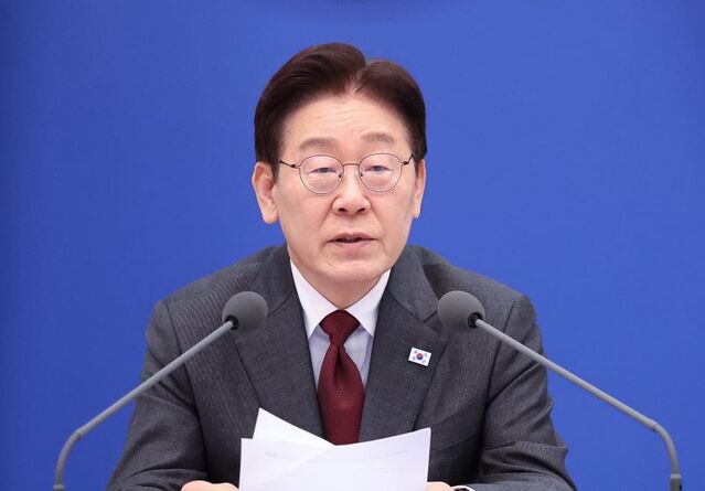 ▲ 이재명 대통령이 지난 1일 청와대에서 열린 비상경제점검회의에서 발언하고 있다. ⓒ뉴시스