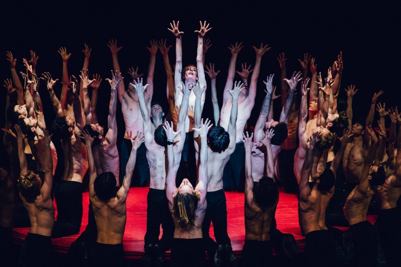 ▲ 베자르 발레 로잔 '볼레로' 공연.ⓒ인아츠프로덕션